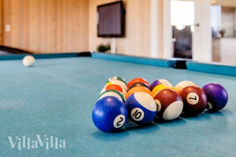 Luksushus nr. 267 til 20 personer tilbyr et stort aktivitetsrom med bl.a. biljard og dart