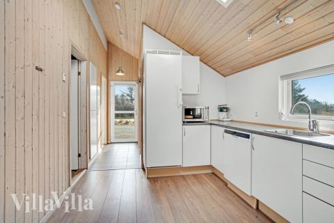 Kjøkkenet i luksushus nr. 236 er godt innrettet.