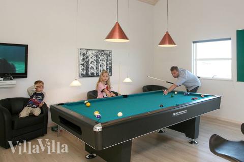 Luksushus nr. 196 til 22 personer tilbyr et stort aktivitetsrom med bl.a. biljard og dart