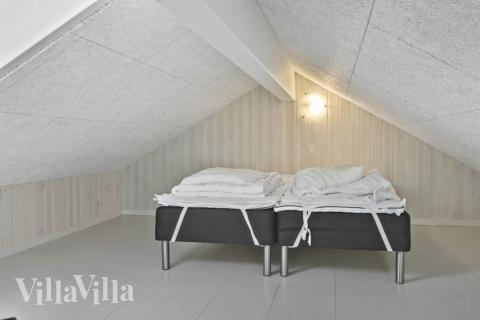 Noen av de 16 soveplassene i luksushus nr. 193 finnes på hems