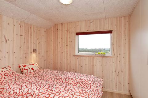 Et av de 5 soverommene i luksushus nr. 270 i Nordjylland.