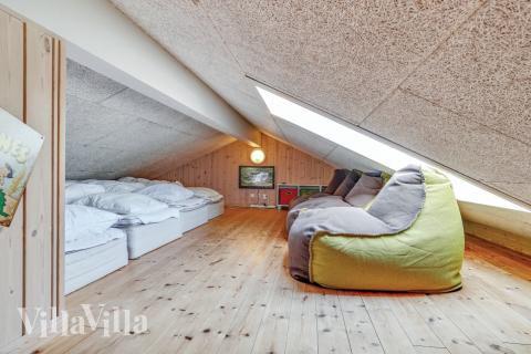 Noen av de 18 soveplassene i luksushus nr. 304 finnes på hems