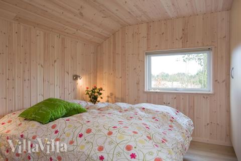 Et av de 5 soverommene i luksushus nr. 226 i Limfjorden.