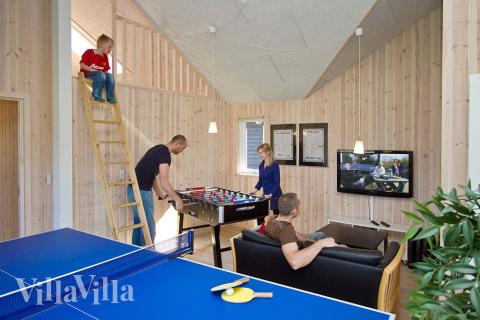 Aktivitetsrom i luksushus nr. 263 med 6 soverom og plass til 16 personer.