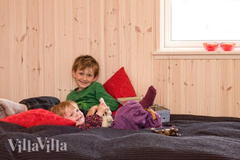 Et av de 9 soverommene i luksushus nr. 242 i Sydjylland.