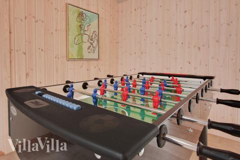 Aktivitetsrom i luksushus nr. 266 med 6 soverom og plass til 16 personer.