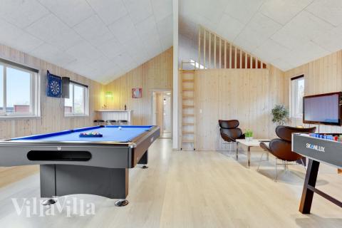 Aktivitetsrom i luksushus nr. 280 med 7 soverom og plass til 18 personer.