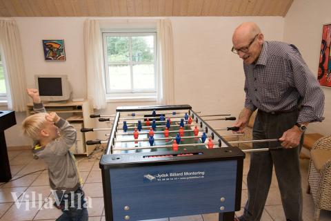 Aktivitetsrom i luksushus nr. 146 med 10 soverom og plass til 24 personer.