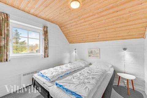 Et av de 9 soverommene i luksushus nr. 145 i Vestjylland.