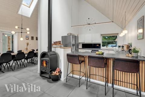 Oppholdsrom med plass til 24 i luksushus nr. 189.