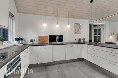 Kjøkkenet i luksushus nr. 189 er godt innrettet.