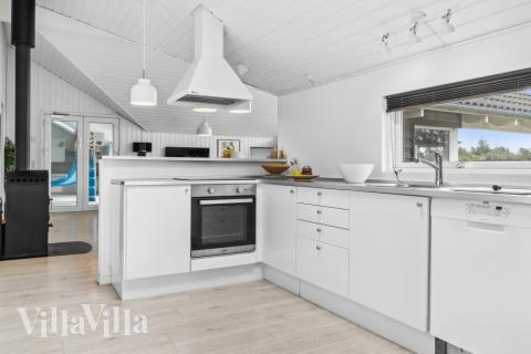 Kjøkkenet i luksushus nr. 212 er godt innrettet.