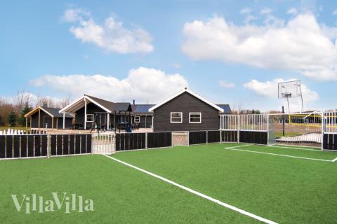 Stort utvalg av utendørsaktiviteter ved luksushus nr. 201 i Lolland/Falster/Møn.