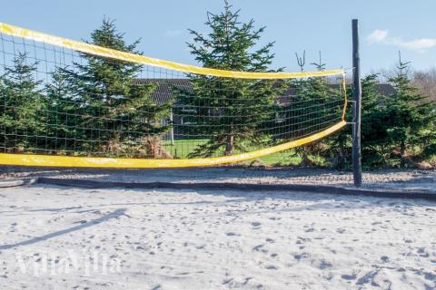 I tillegg til alle aktivitetsmulighetene i husets bassengavdeling, tilbyr også luksushus nr. 201 mengder av utendørsaktiviteter