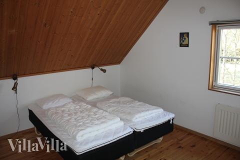 Et av de 7 soverommene i luksushus nr. 78 i Sverige.