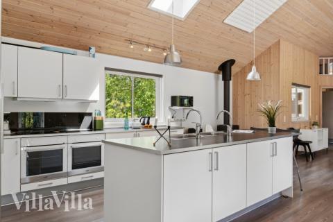 Kjøkkenet i luksushus nr. 261 er godt innrettet.