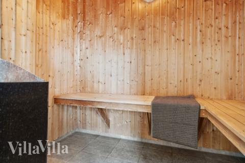 Nyt varmen i badstuen i luksushus nr. 261 til 24 personer