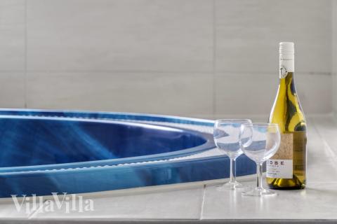 Nyt varmen i boblebadet i luksushus nr. 276 i Nordsjælland