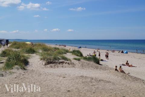 Stranden nær luksushus nr. 275.