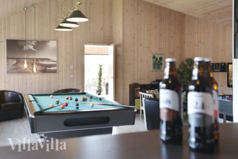 Aktivitetsrom i luksushus nr. 272 med 7 soverom og plass til 18 personer.