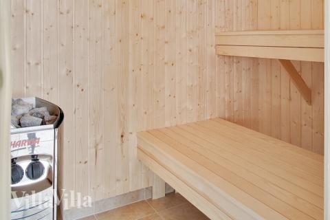 Nyt varmen i badstuen i luksushus nr. 285 til 18 personer