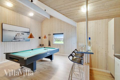 Aktivitetsrom i luksushus nr. 206 med 9 soverom og plass til 24 personer.