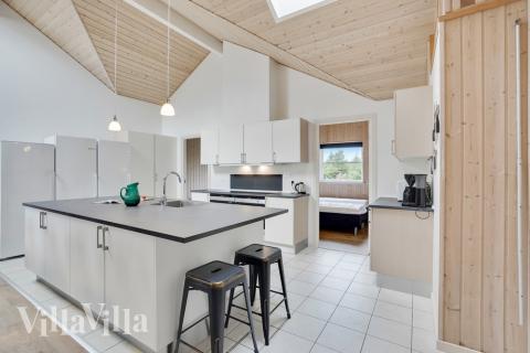 Kjøkkenet i luksushus nr. 206 i Lolland/Falster/Møn er godt innrettet.