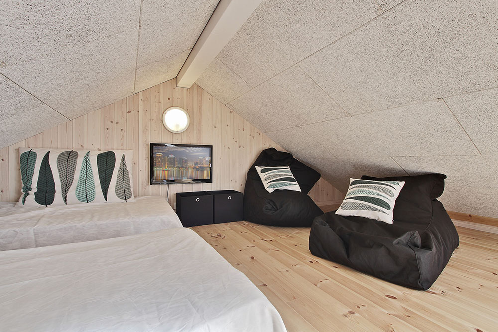 Noen av de 18 soveplassene i luksushus nr. 308 finnes på hems