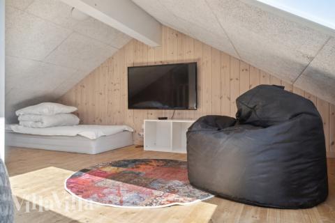 Noen av de 20 soveplassene i luksushus nr. 314 finnes på hems