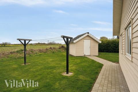 Stort utvalg av utendørsaktiviteter ved luksushus nr. 315 i Fyn og øyer.