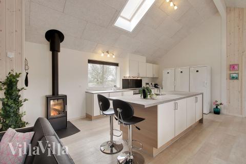 Kjøkkenet i luksushus nr. 316 er fullt utstyrt så dere lett kan lage mat til 22 personer.