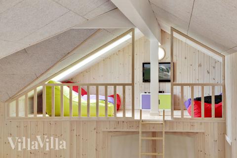 Noen av de 22 soveplassene i luksushus nr. 318 finnes på hems