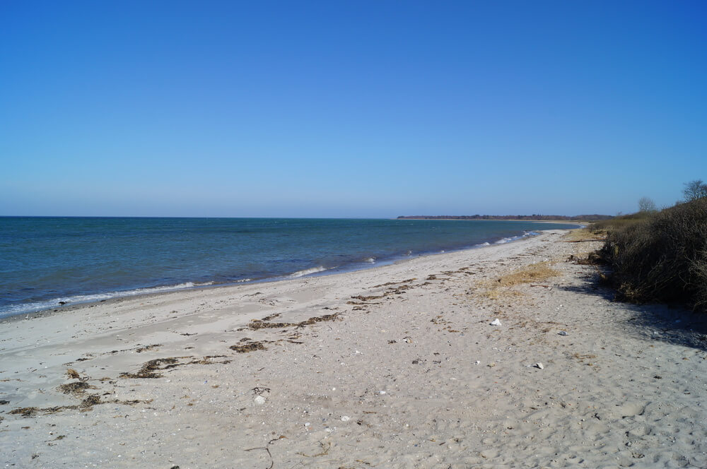 Stranden nær luksushus nr. 322.