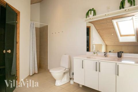 Et av badene i luksushus nr. 326