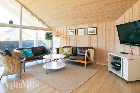 Sofakroken i luksushus nr. 326 i Nordjylland.