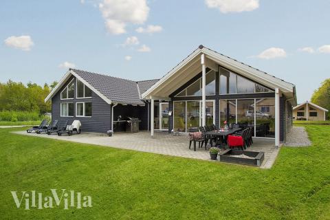 Dette feriehus er et perfekt utgangspunkt for en ferie fylt med spennende opplevelser og aktiviteter.