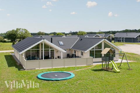 Dette luksuriøse hus på Nord-Fyn ønsker deg velkommen til en flott ferie i nærheten av Fyns vakre strender og mange attraksjoner.