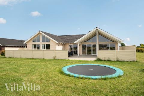 Flott feriehus nr. 338, med god plass til opptil 16 personer