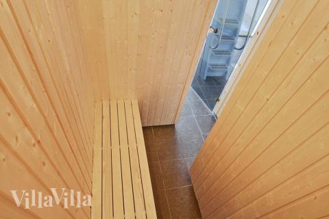 Nyt varmen i badstuen i luksushus nr. 341 til 14 personer