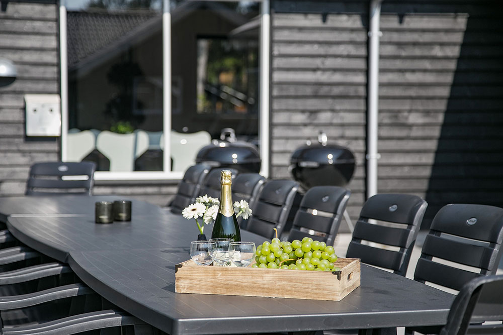 Stor terrasse i luksushus nr. 351 i Nordsjælland.