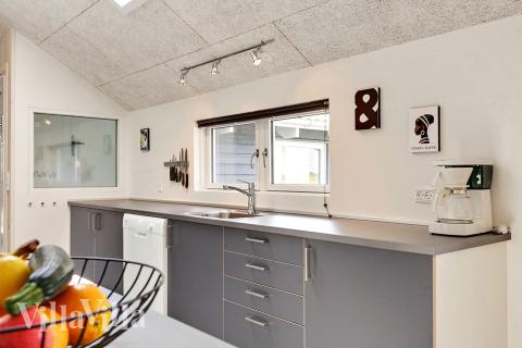 Kjøkkenet i luksushus nr. 353 er godt innrettet.