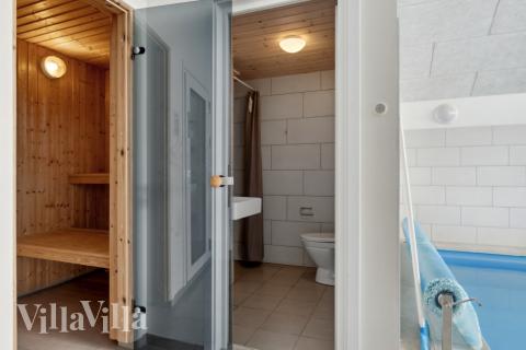 Nyt varmen i badstuen i luksushus nr. 363 til 20 personer