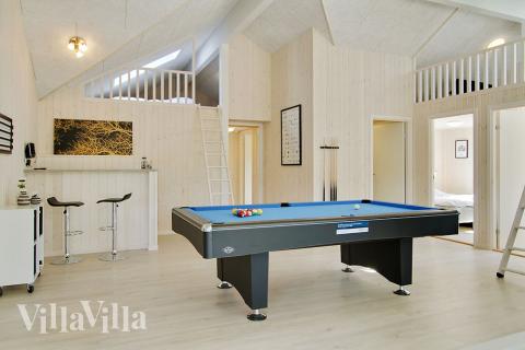 Aktivitetsrom i luksushus nr. 370 med 8 soverom og plass til 20 personer.