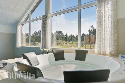 Nyt varmen i boblebadet i luksushus nr. 369 i Nordsjælland