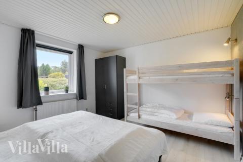 Et av de 7 soverommene i luksushus nr. 373 i Limfjorden.