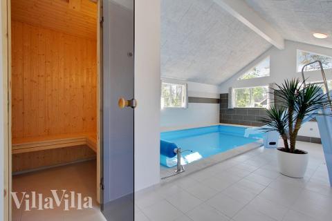 Nyt varmen i badstuen i luksushus nr. 374 til 22 personer