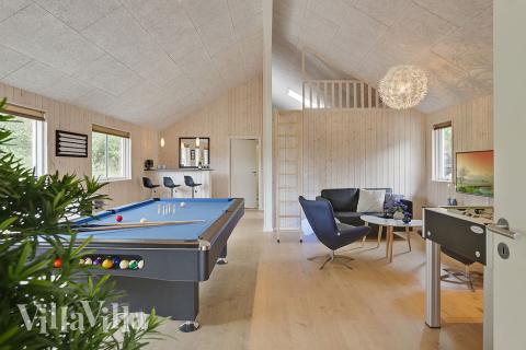 Aktivitetsrom i luksushus nr. 379 med 7 soverom og plass til 18 personer.