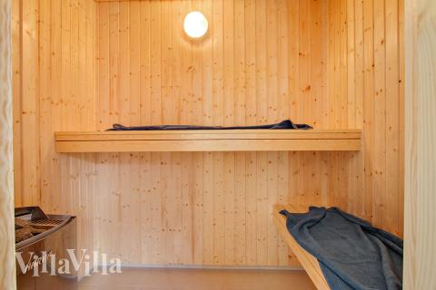 Nyt varmen i badstuen i luksushus nr. 394 til 22 personer