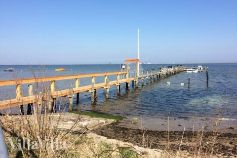 Stranden nær luksushus nr. 704 i Tyskland er ideell til gåturer.