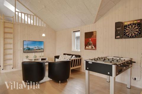 Aktivitetsrom i luksushus nr. 709 med 6 soverom og plass til 16 personer.